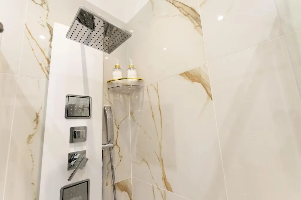 Apartment We Home - Prada Luxury Suites Milan